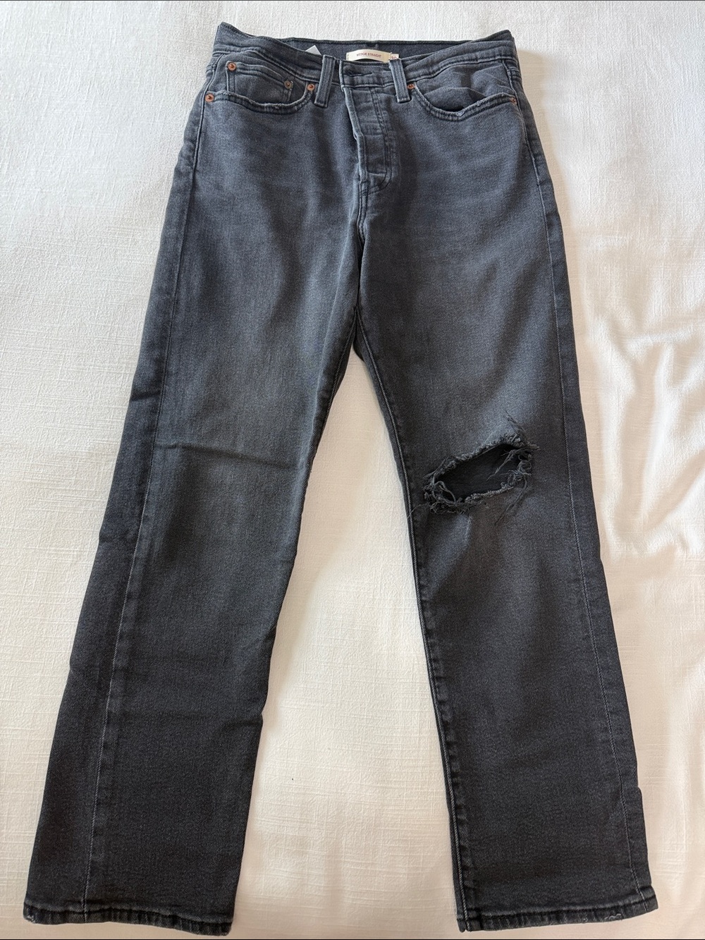 Levi's Black Straight-Leg Jeans with Knee Rip